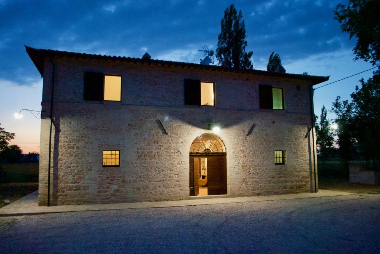 Villa Licinia Foligno Exteriör bild