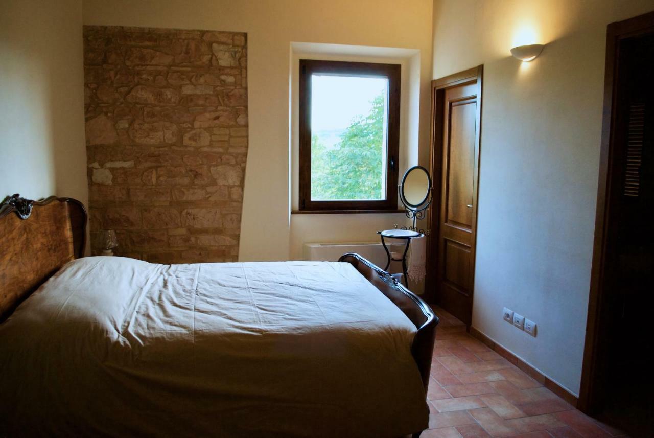 Villa Licinia Foligno Exteriör bild