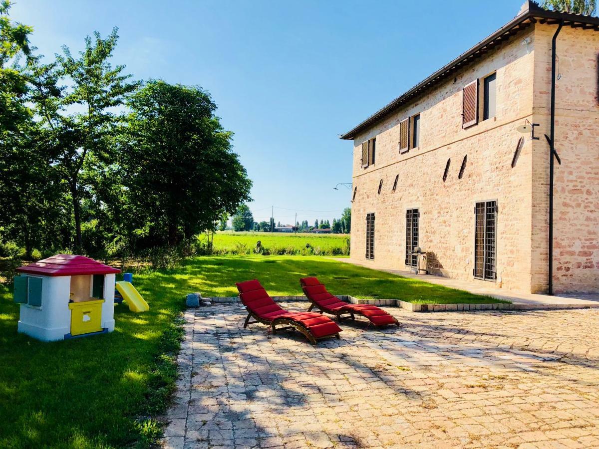 Villa Licinia Foligno Exteriör bild