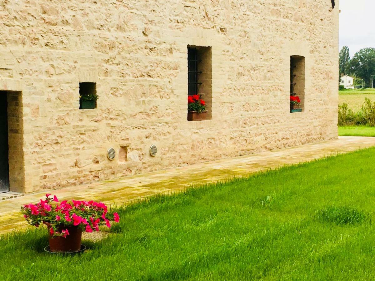 Villa Licinia Foligno Exteriör bild