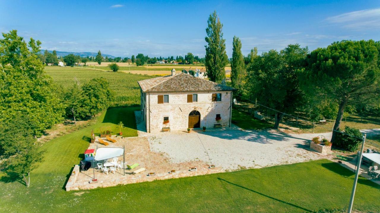 Villa Licinia Foligno Exteriör bild